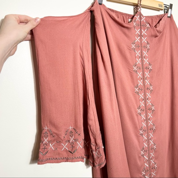 TJD The Jetset Diaries Embroidered Desert Rose Mini Dress in Salmon - Picture 3 of 10